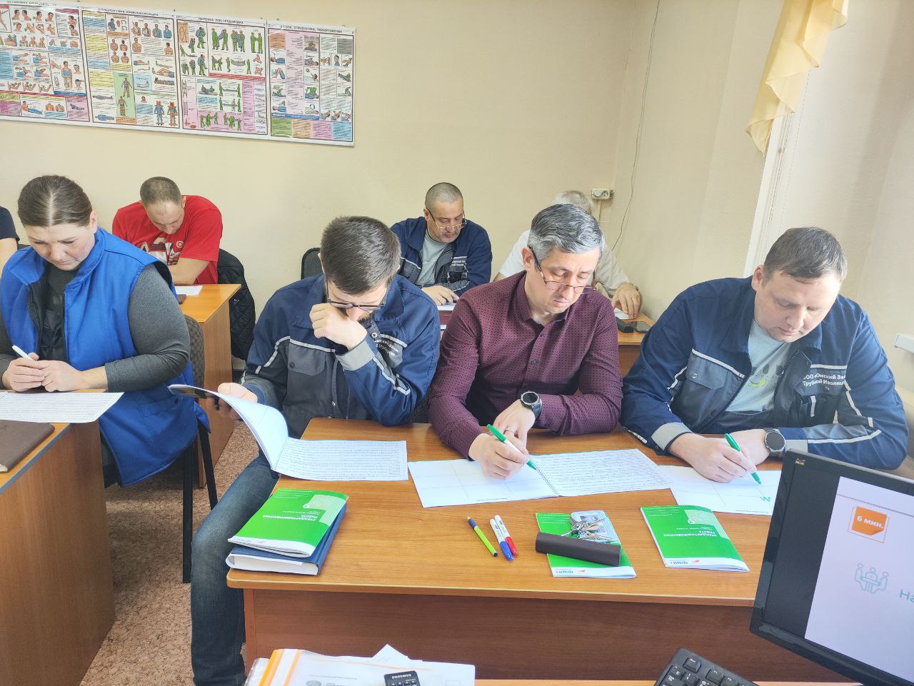Сотрудники омского предприятия изучают основы бережливого производства
