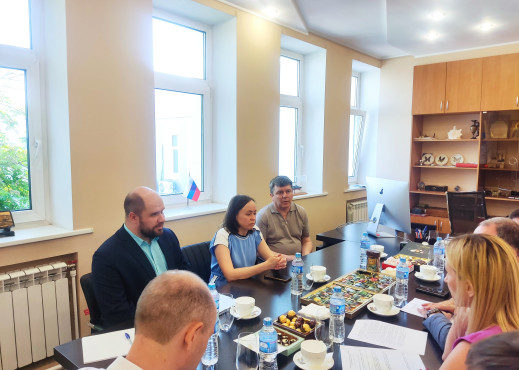 Предприятиям-участникам промышленных кластеров Омской области необходима оптимизация и повышение производительности труда